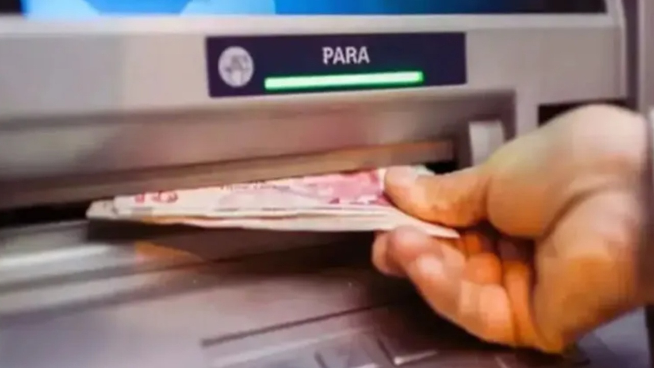 Bu Telefonları Kullananlar Dikkat! Saat 22.00’den Sonra Para Gönderilemeyecek