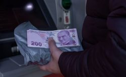 Maaşlardan Zorunlu Kesinti Geliyor: Yeni Emeklilik Modeli Bu Yıl Başlıyor