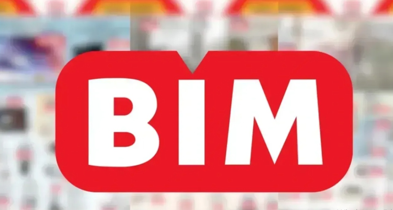 KAÇIRAN ÜZÜLÜR! BİM’e 4999 TL’ye Halı ve Koltuk Yıkama Makinesi Geliyor